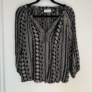 Velvet Women's Black and White Patterned Top